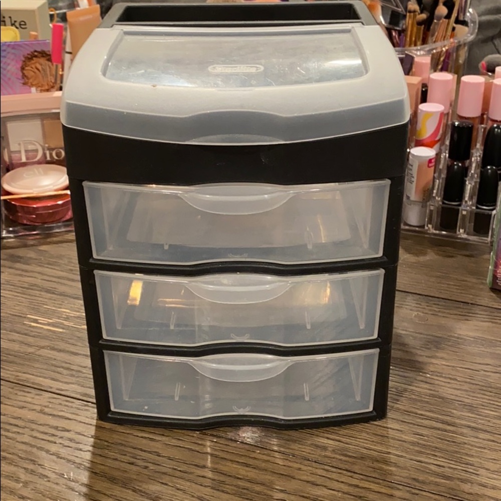Makeup/desk storage container